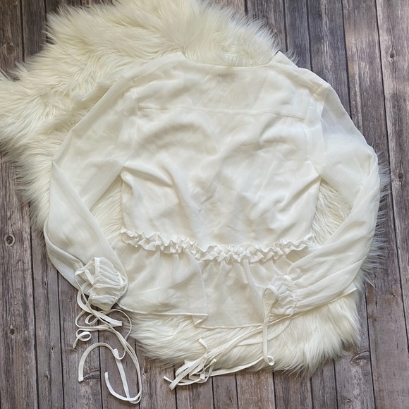 Marabelle V Neck White Blouse - Picture 3 of 3